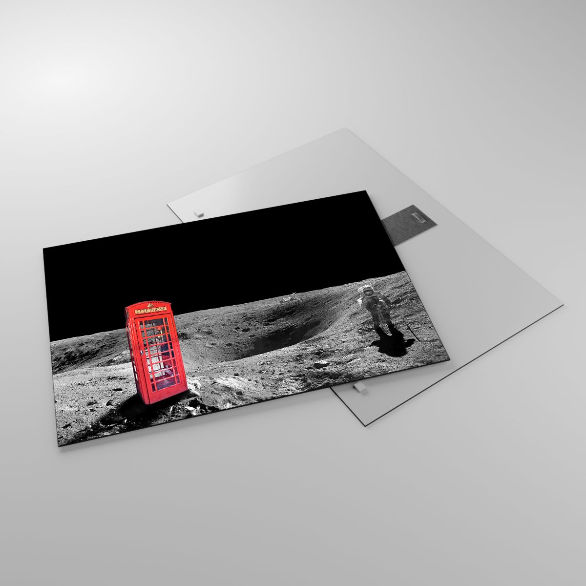 Glasbild Abstraktion, Glasbild Mond, Glasbild Astronaut, Glasbild Telefonzelle, Glasbild Krater